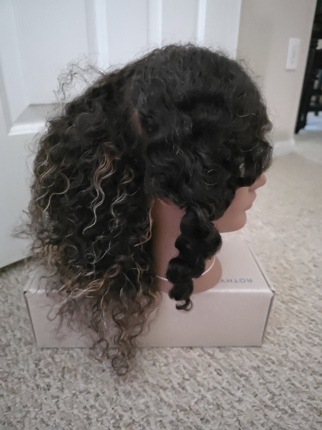 Pivot Point Janet Textured Hair Mannequin Head For Practice Pre-Owned