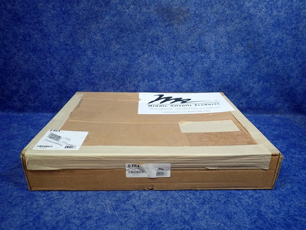Middle Atlantic LL-VTC-K LeverLock Mounting Plate & Accessory Kit (I2)