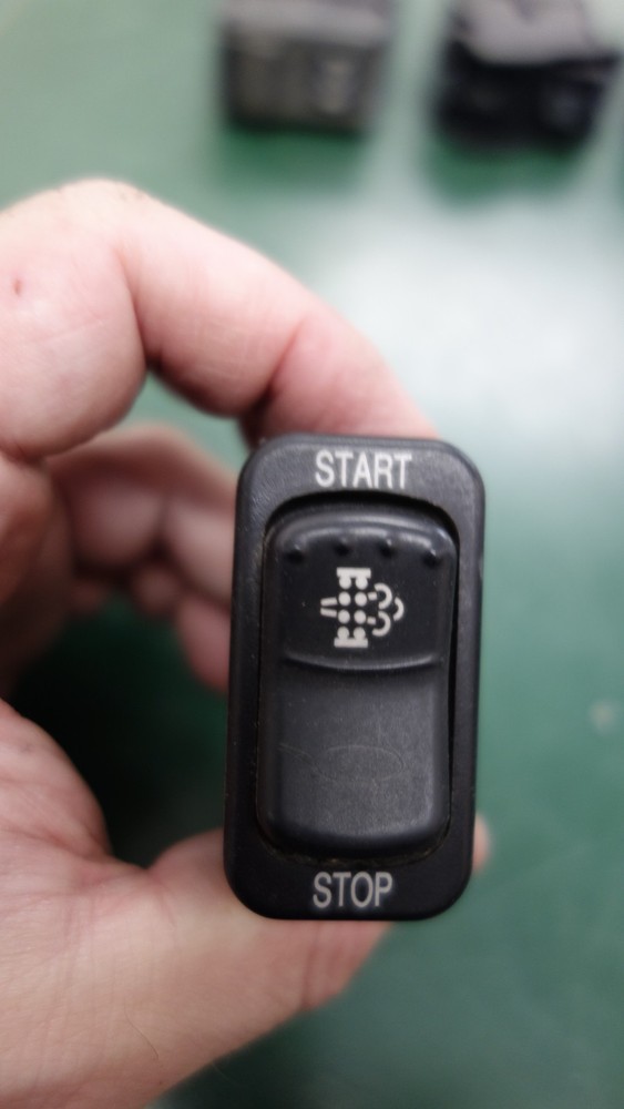 PACCAR Regen Switch P27-6131