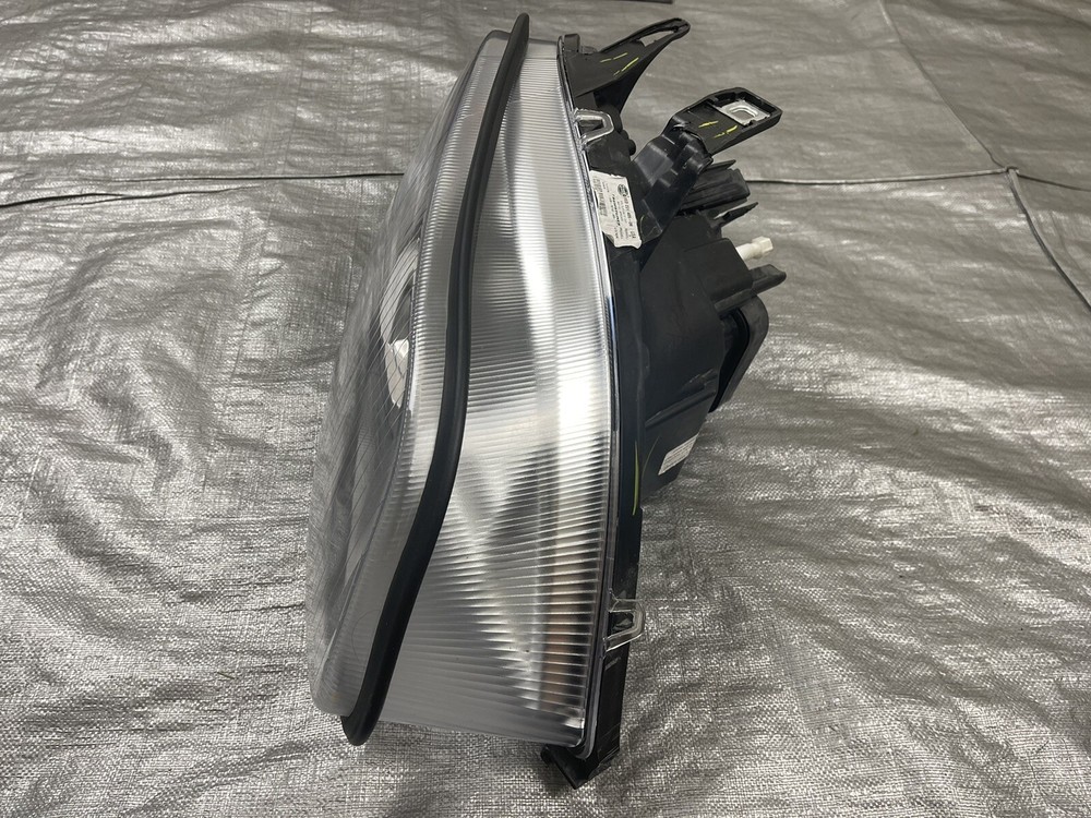 2012 Freightliner M2 106 Right Passenger Headlight Head Light