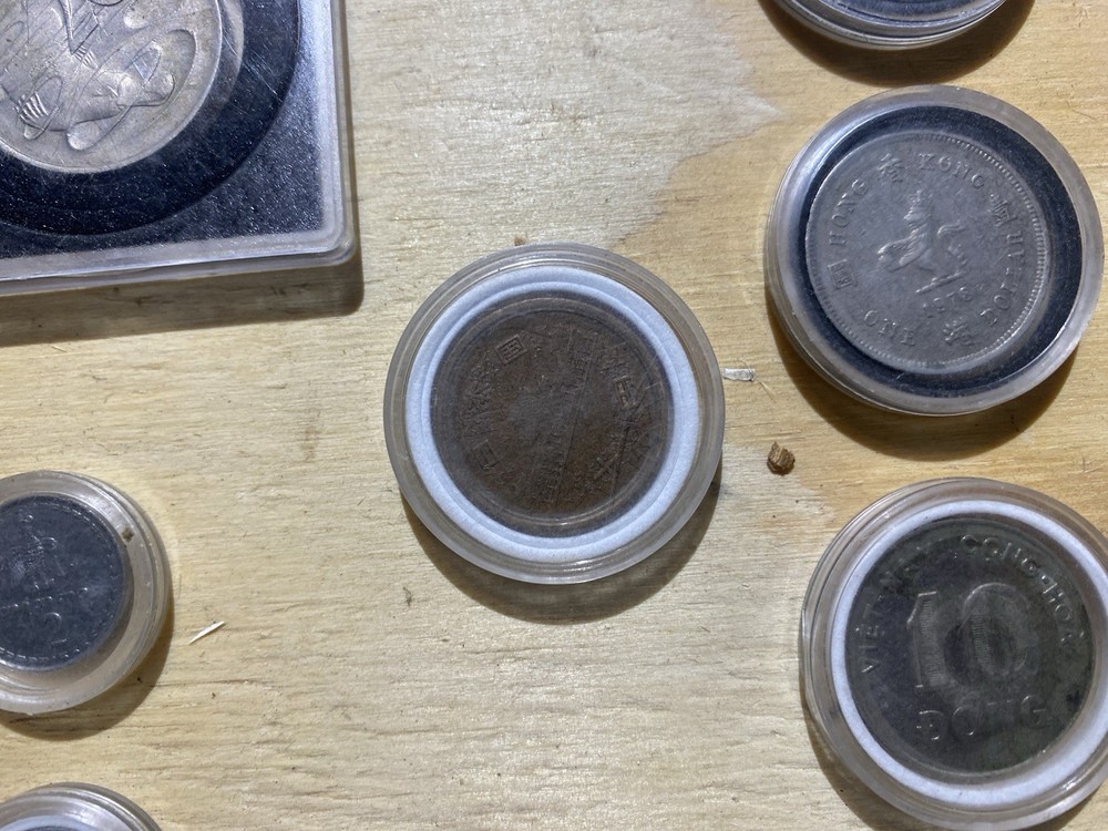 Far East Currency Lot