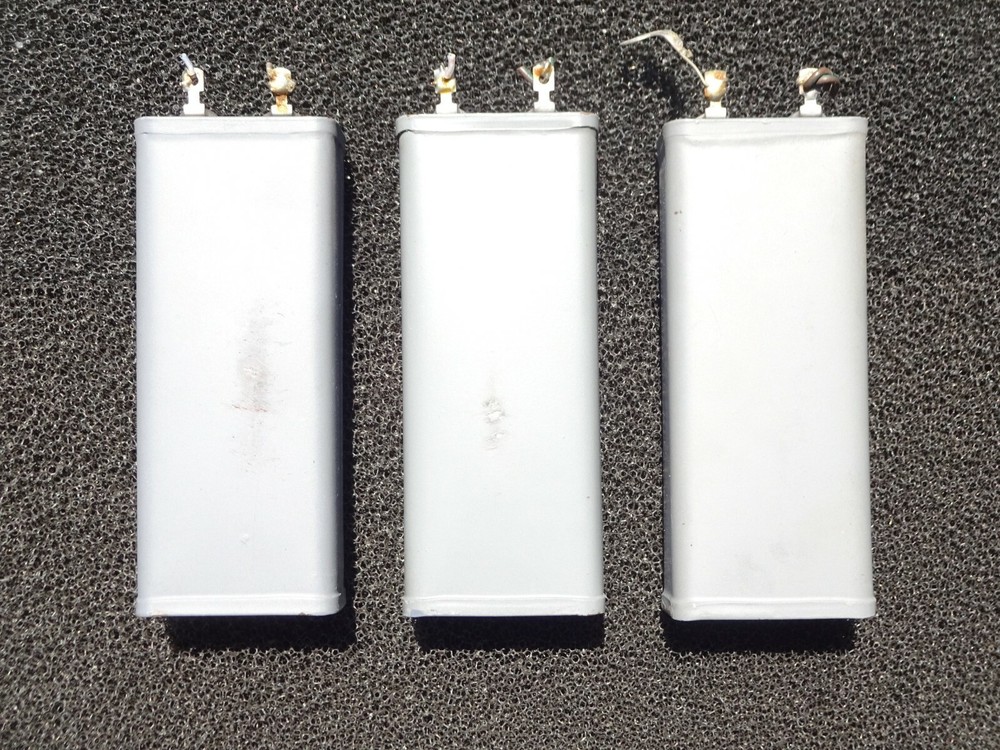 3pcs Vintage Astron Capacitors 8 MF, 400 VDC
