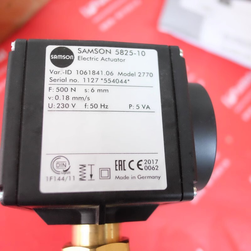 1pcs Samson 1061841 electric actuator 5825-10 230V switch type