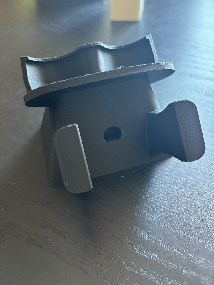 Nintendo GameCube Controller Stand – NGC Display Holder 3D Printed | Multi Color