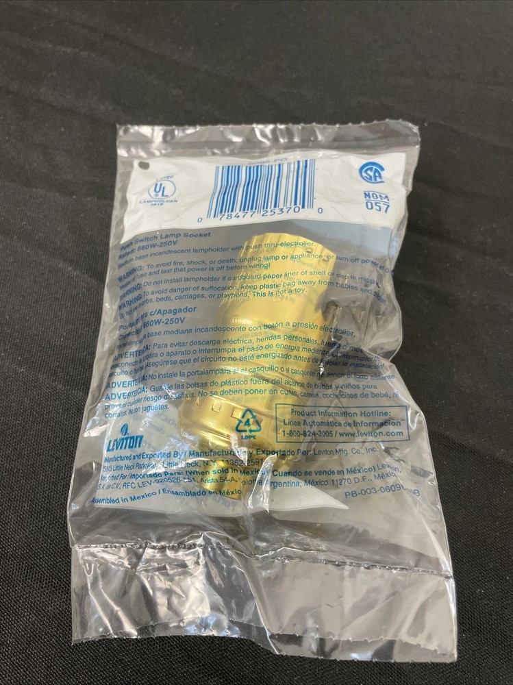 Push Switch Lamp Socket Medium Base 660W 250V LEVITON 6098PG
