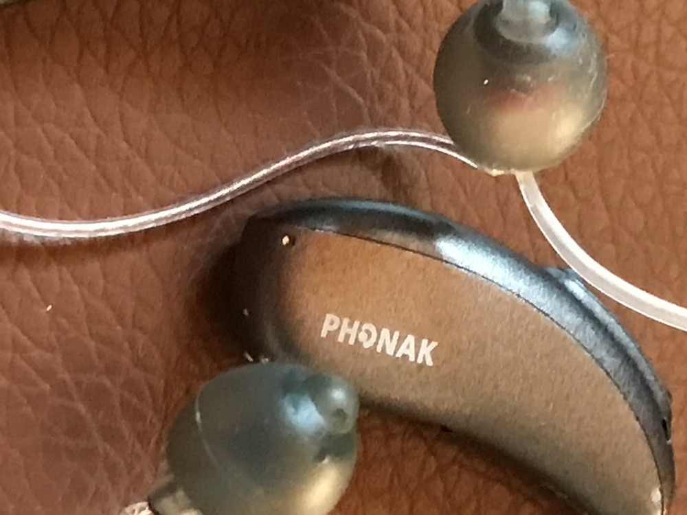 Phonak rechargeable hearing aides used