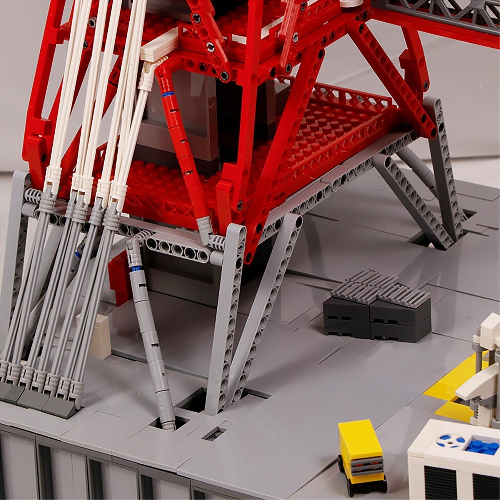 Red Launch Tower Model for Saturn V Rocket 3292PICS Building Set