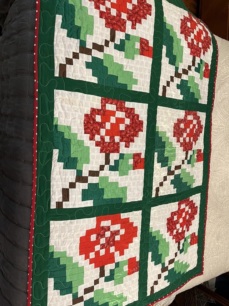Handmade Quilt Patchwork Cotton Floral Throw Pixelated Flower Red & Green
