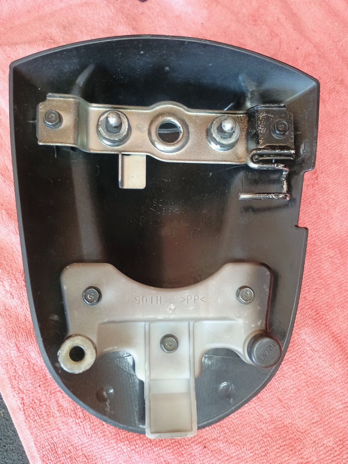 🏍OEM 2007 to 2008 Suzuki GSXR 1000 Rear Seat Cowl Cap🏍