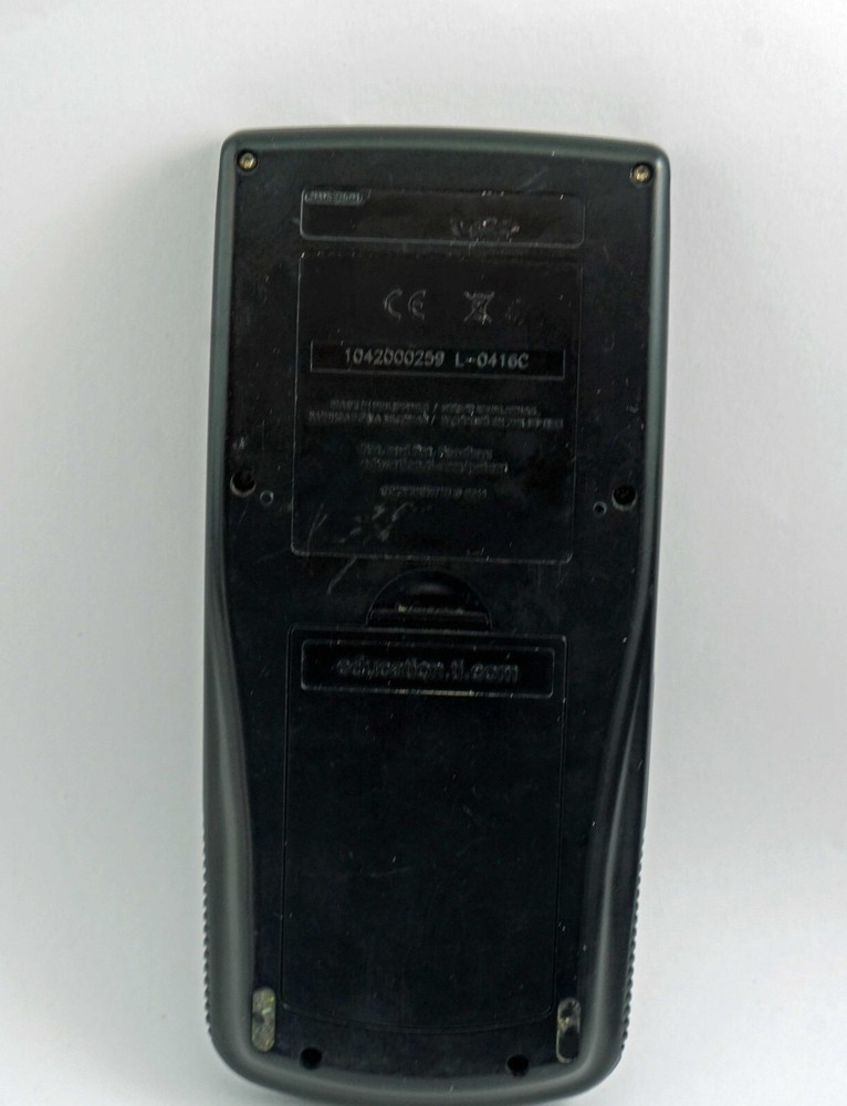 Texas Instruments TI-83+ Graphing Calculator - PLEASE READ FULL DESCRIPTION