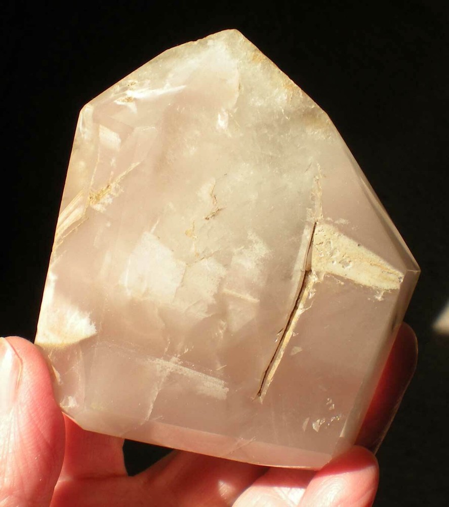 Lithium Quartz Polished Crystal xt286