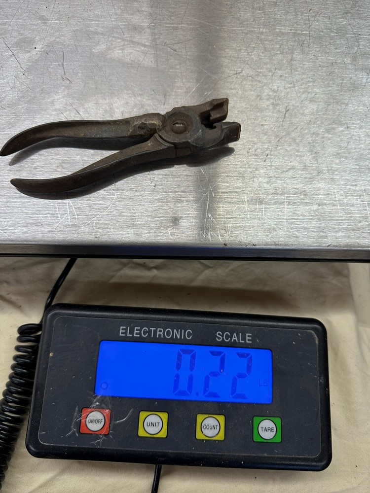 Vintage HOG RING Pliers?