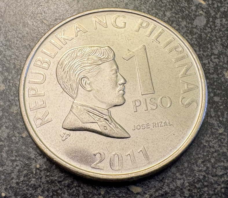 Philippines (3) 1 Piso Coins - 2009, 2010, and 2011