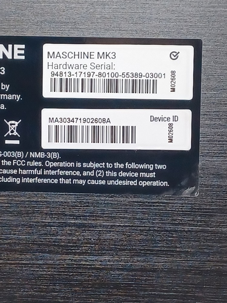 Native Instruments Maschine Mk3 Hardware Performance Instrument