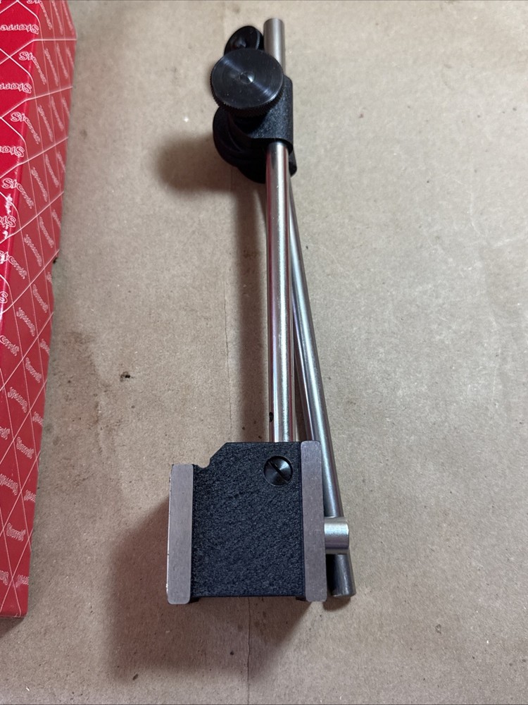 Starrett No. 657D Magnetic Base Indicator Holder