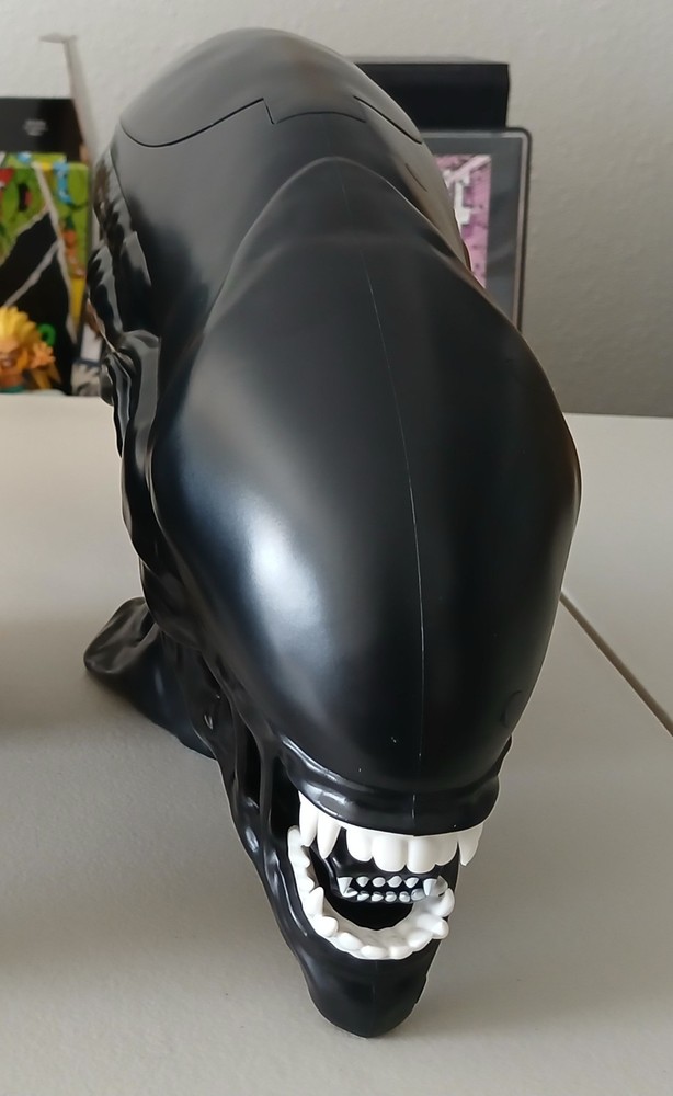 Alien Romulus Xenomorph Popcorn Bucket