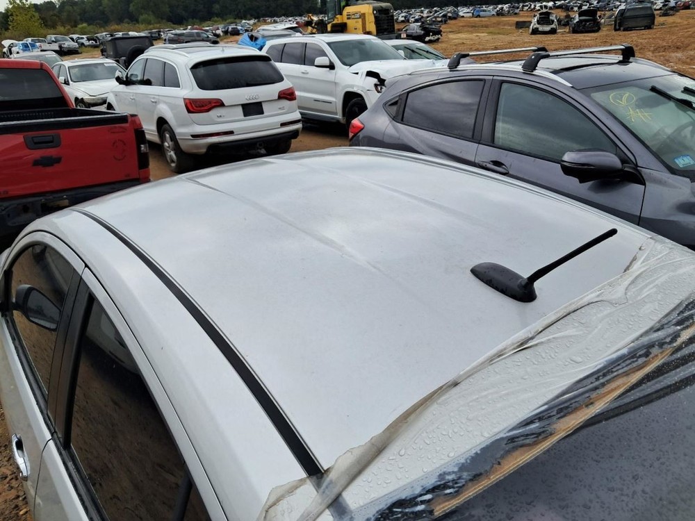 VERSA 2015 Glove Box 4808321