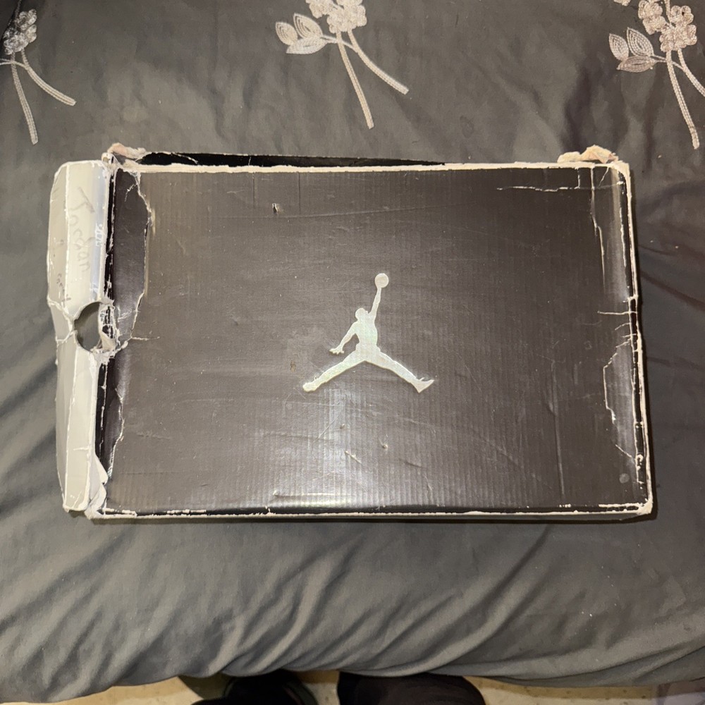 Jordan: Retro High “Shadow” 01s. | [2009]