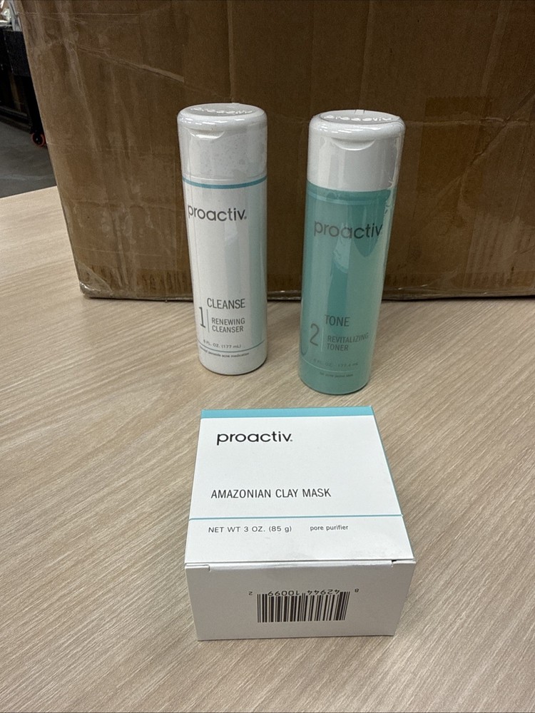 Proactive 3 Piece Kit 3-Step System Proactive. 1 Cleans,2 Tone, Clay Mask.