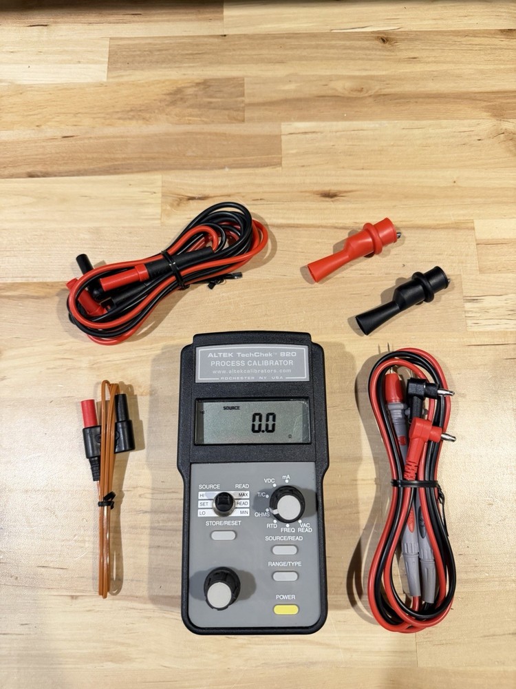 ALTEK TECHCHEK 820 PROCESS CALIBRATOR W/ LEADS & CLIPS (TESTED)