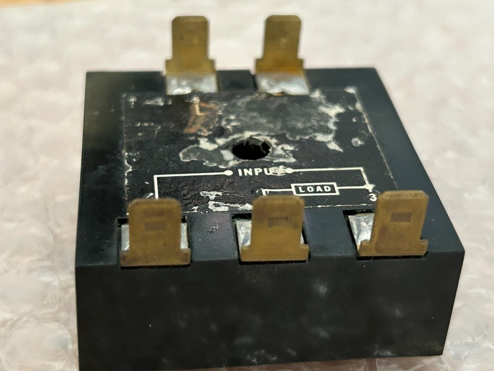 SSAC Solid State Timer TH1A422 0.5-60Sec 120VAC 6Amp USED TESTED