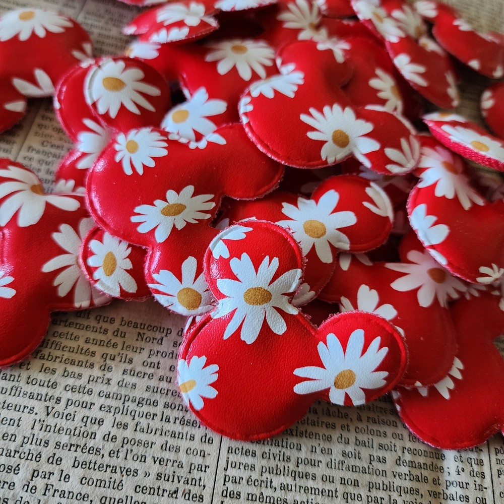 2pc Red Daisy Mouse Head Applique, Craft Supply