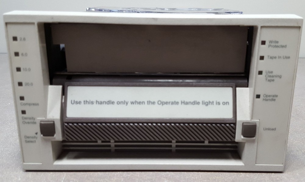 Quantum TH5AA DLT 4000 Series Internal Tape Drive