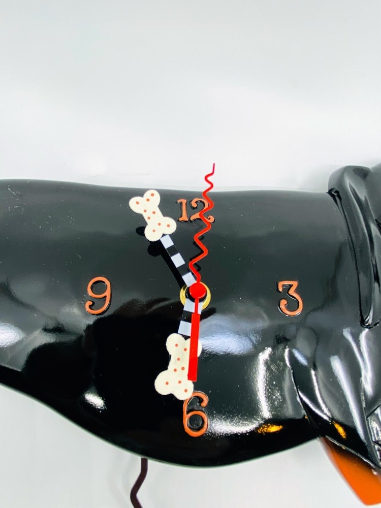Allen Designs Studio Wall Clock: Otis Dachshund (Dog)