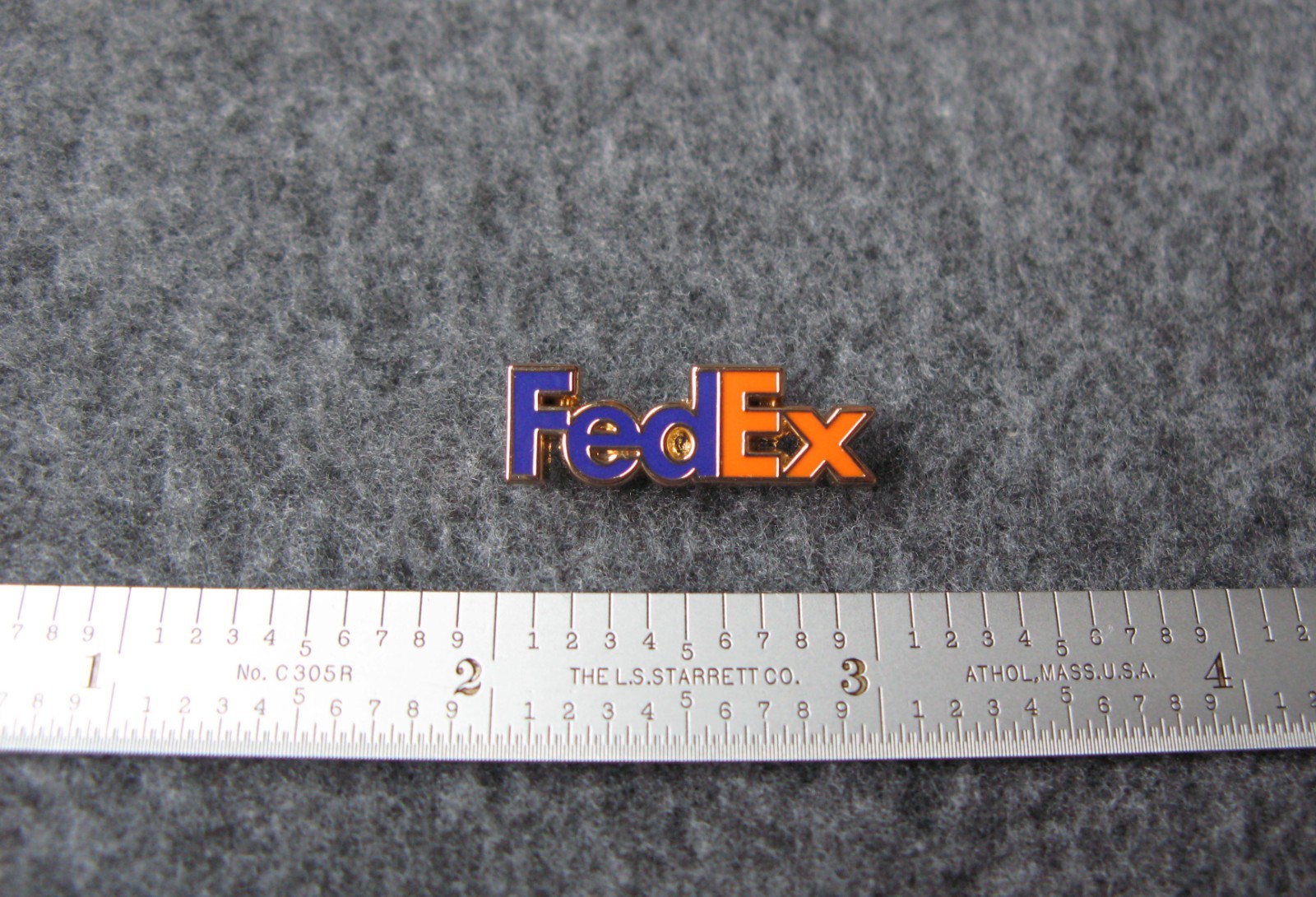 FEDERAL EXPRESS  /  FEDEX LOGO PIN