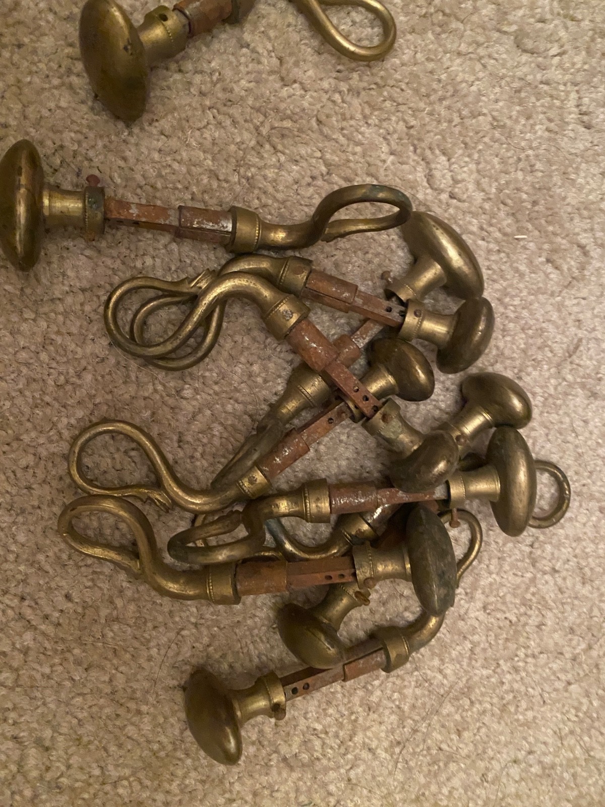 4.5"- 5" ANTIQUE BRASS DOOR KNOB WITH SWAN LEVER AND KNOB - .25" spindle.