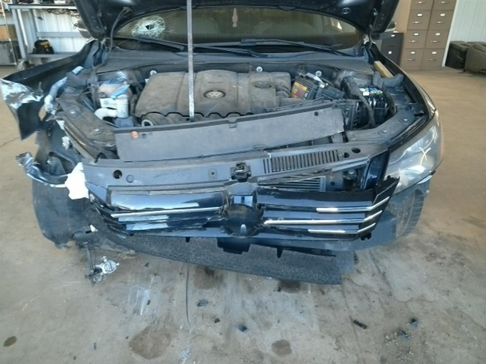 PASSAT 2013 High Mounted Stop Light 104925612