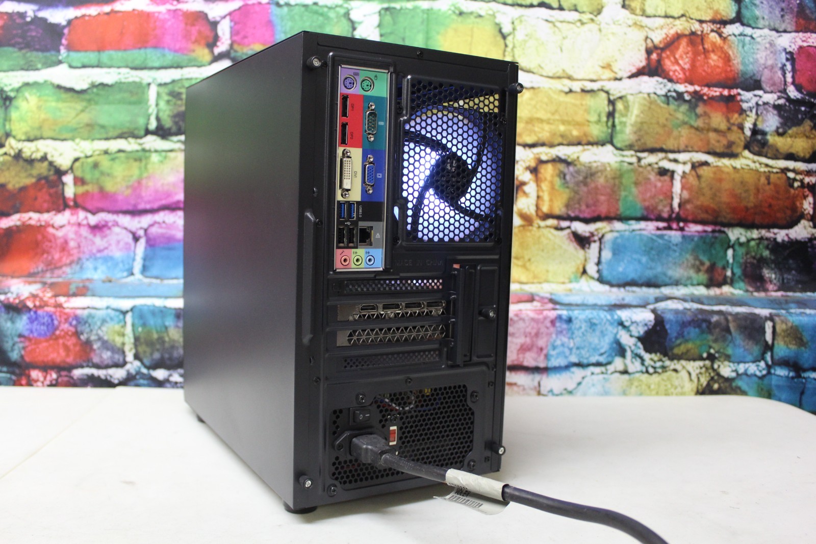 Custom RGB Gaming Desktop PC Intel Core i7 3.40 Quad 32 GB SSD Nvidia RTX 5060