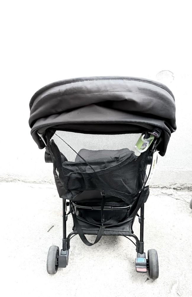 Mountain Buggy Nano Stroller Black in good condition