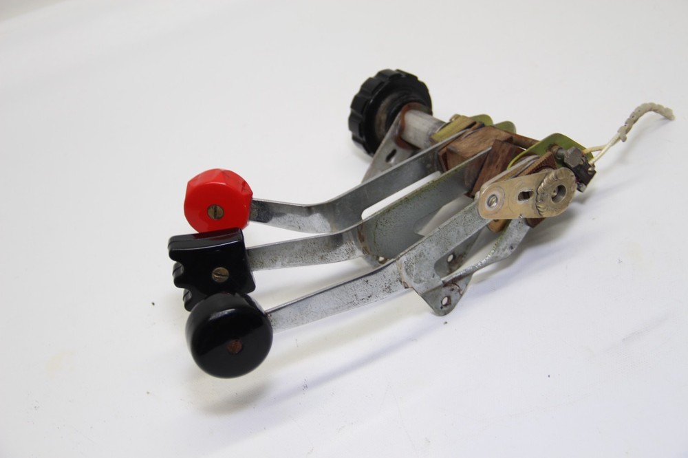 Mooney M20E Engine Control Quadrant Assembly, P/N: 660147-007 / 660147-003