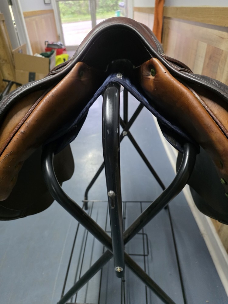 16.5" Devacoux Biarritz Socoa 3A Flap Wide 5" from Dot to Dot