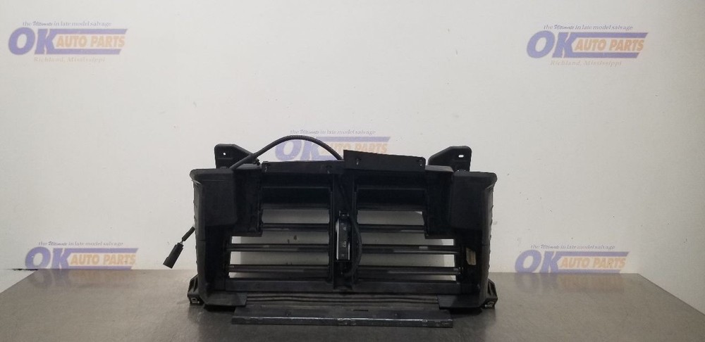 21 CHEVY SILVERADO 1500 LOWER AIR SHUTTER 2.7L