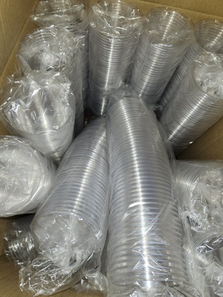clear plastic cups with lids