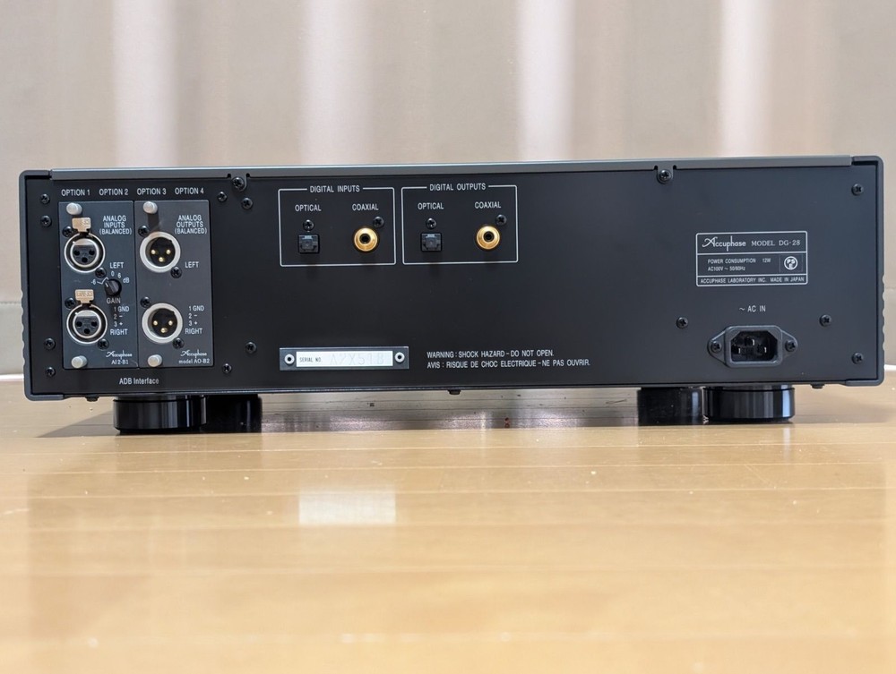 Accuphase DG-28 Digital Voicing Equalizer Balanced XLR 100V Audio Processor
