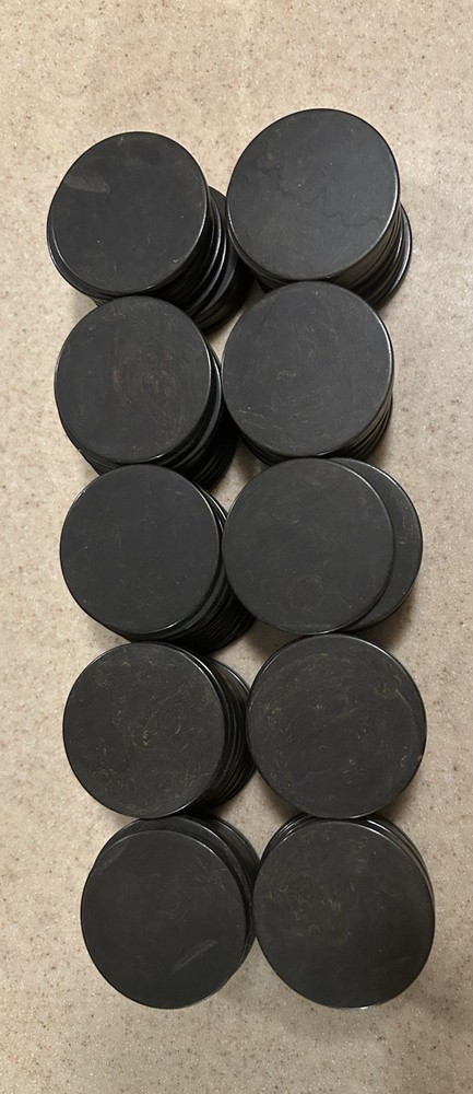 100 Antique BLACK  Bakelite Poker Chips