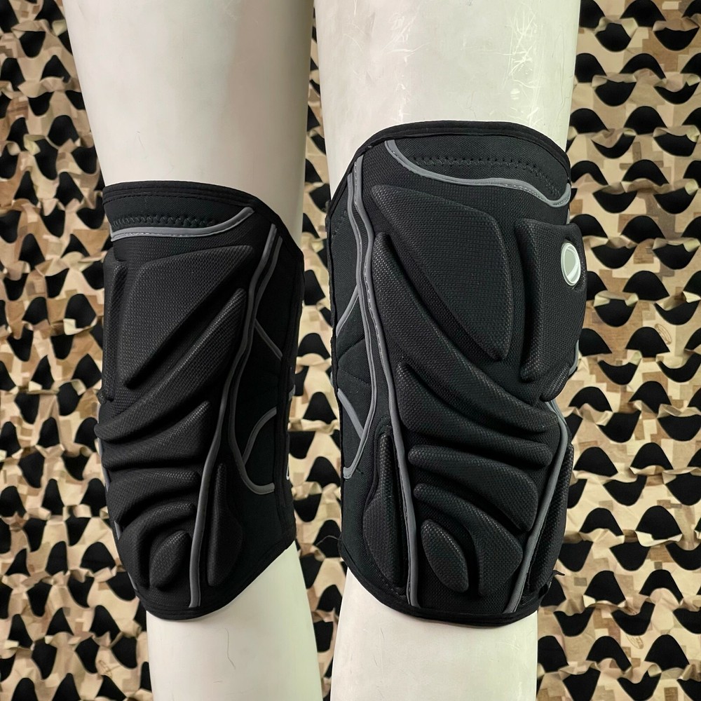 NEW Dye Performance Knee Pads - Black - Medium