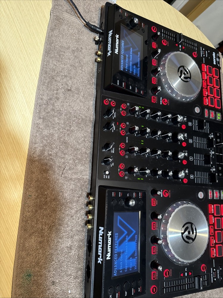 Numark NV 4-Deck Dual-Display USB DJ Controller Turn Tabletop - Black