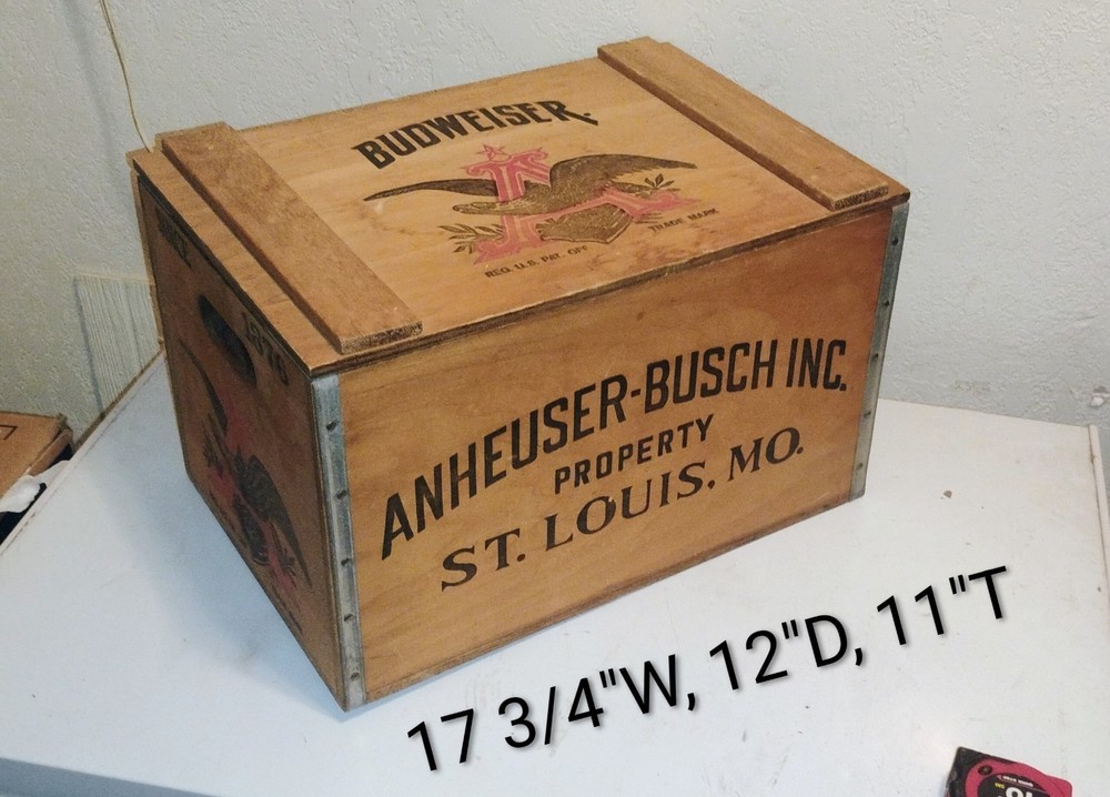 Vintage Wood Budweiser box