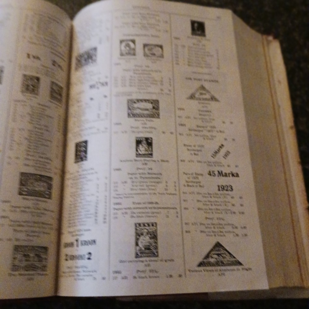 1937 Scotts Standard Postage Stamp Catalogue Red Hardcover With Dust Cover