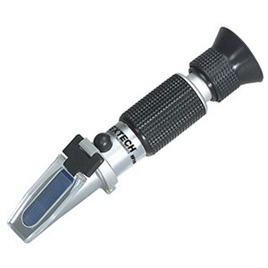 Extech RF15: Brix Refractometer with ATC, 0-32%