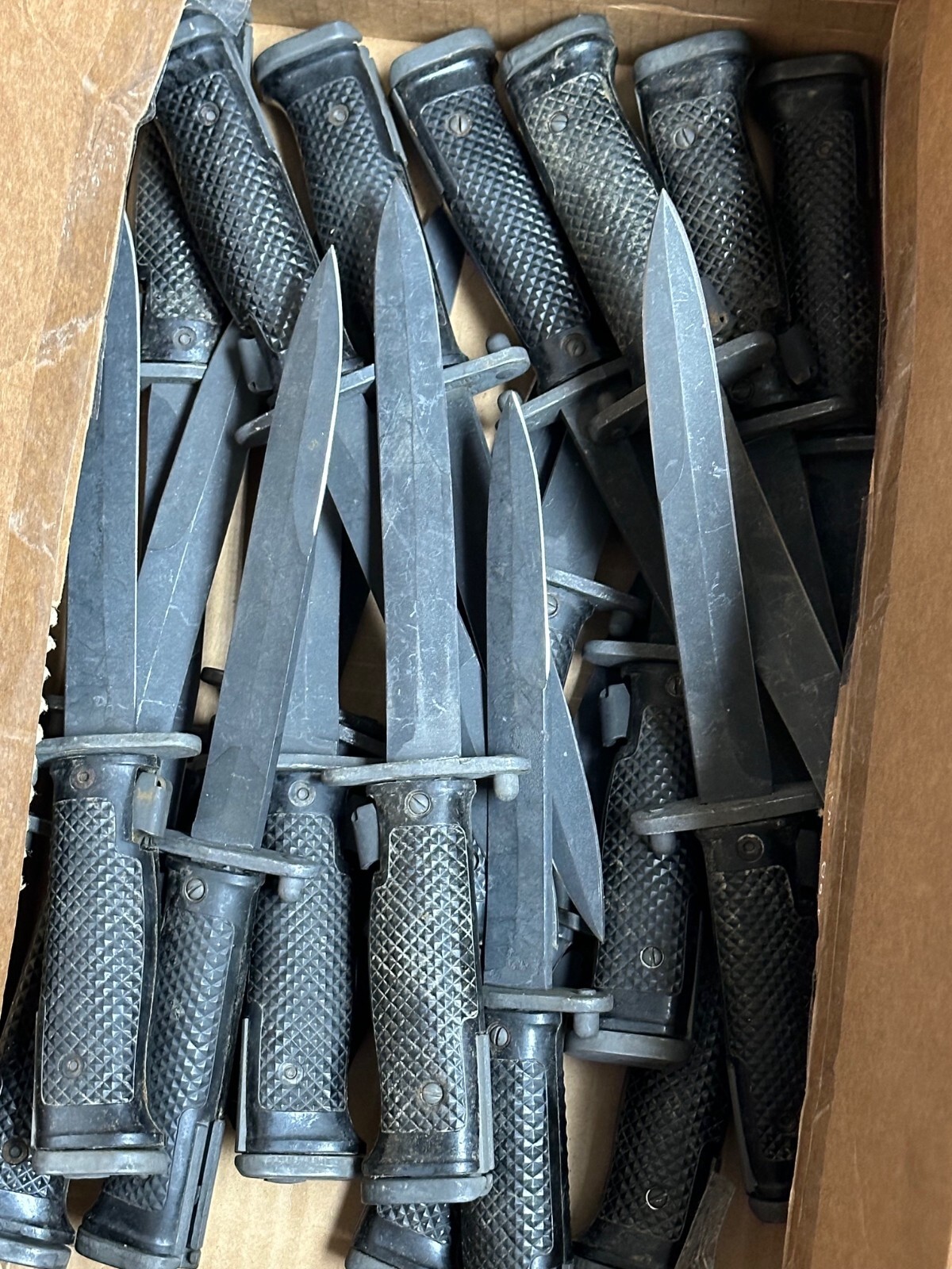 US GI M1 GARAND M5A1 BAYONET WITH M8A1 SCABBARD. SOLD "AS IS".