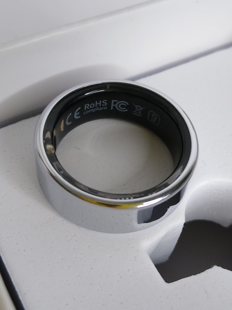 Smart Ring Health Tracker Silver Size 9 OPEN BOX With Charging Cable