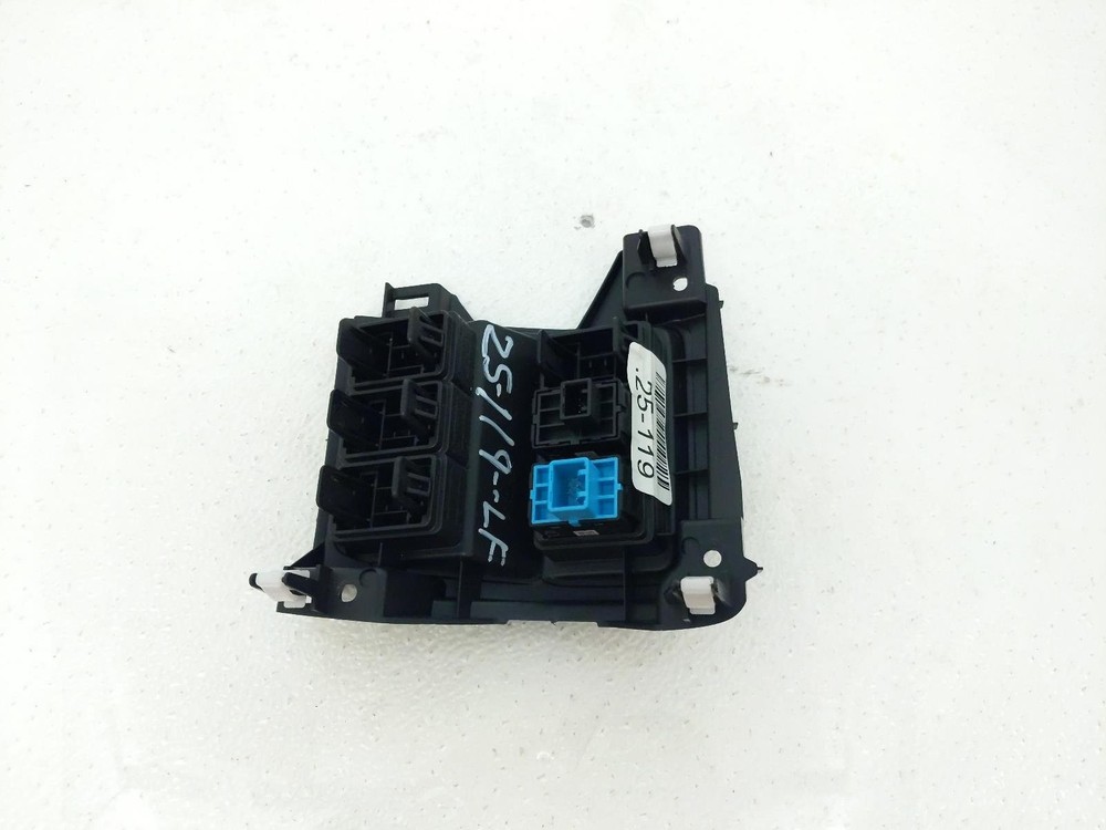 2020-2021 Honda Cr-V Driver Dashboard Switch Control Panel 35560-Tla-A01
