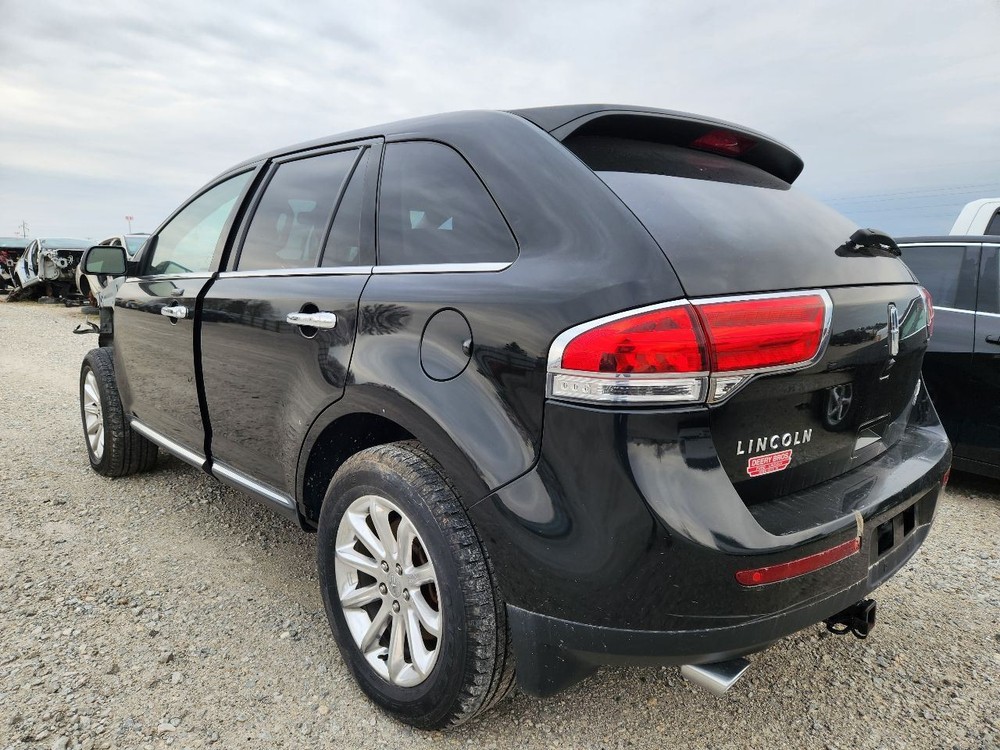 2012-2014 Ford Edge Front Center Dash Mounted 8" Touch Screen