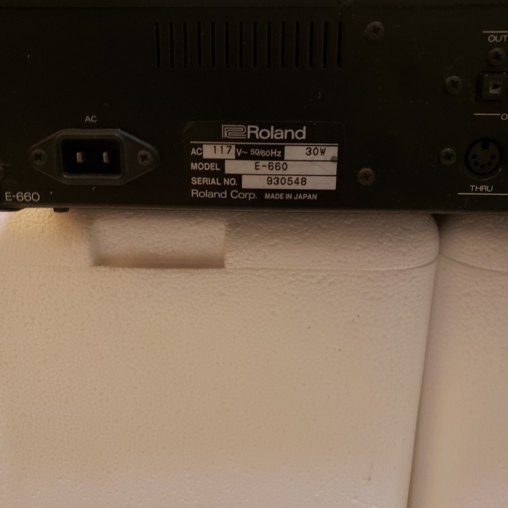 Roland E-660 Digital Parametric Equalizer, Eq, Vintage Rack