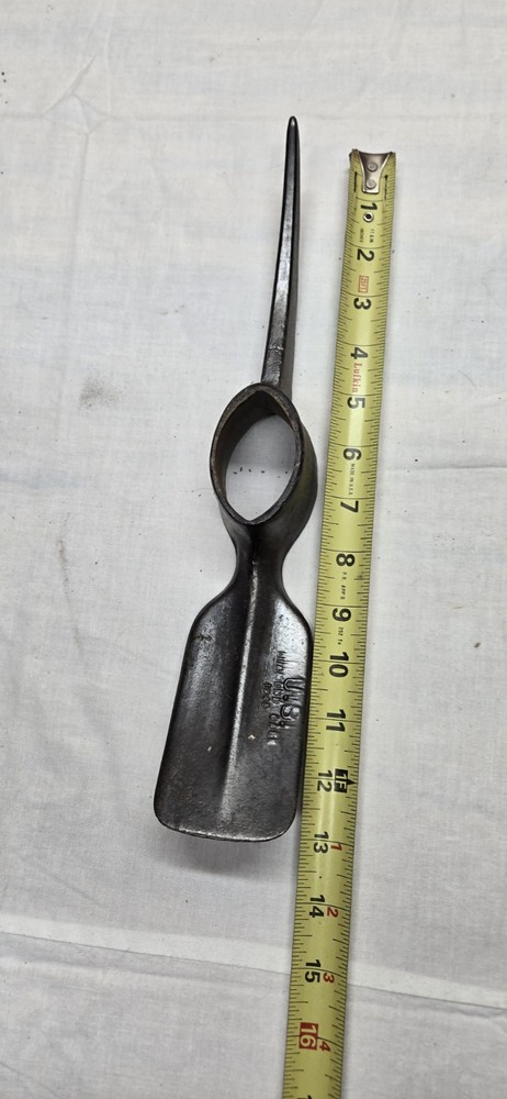 WWII US Diamond Calk 1945 Pick Mattock